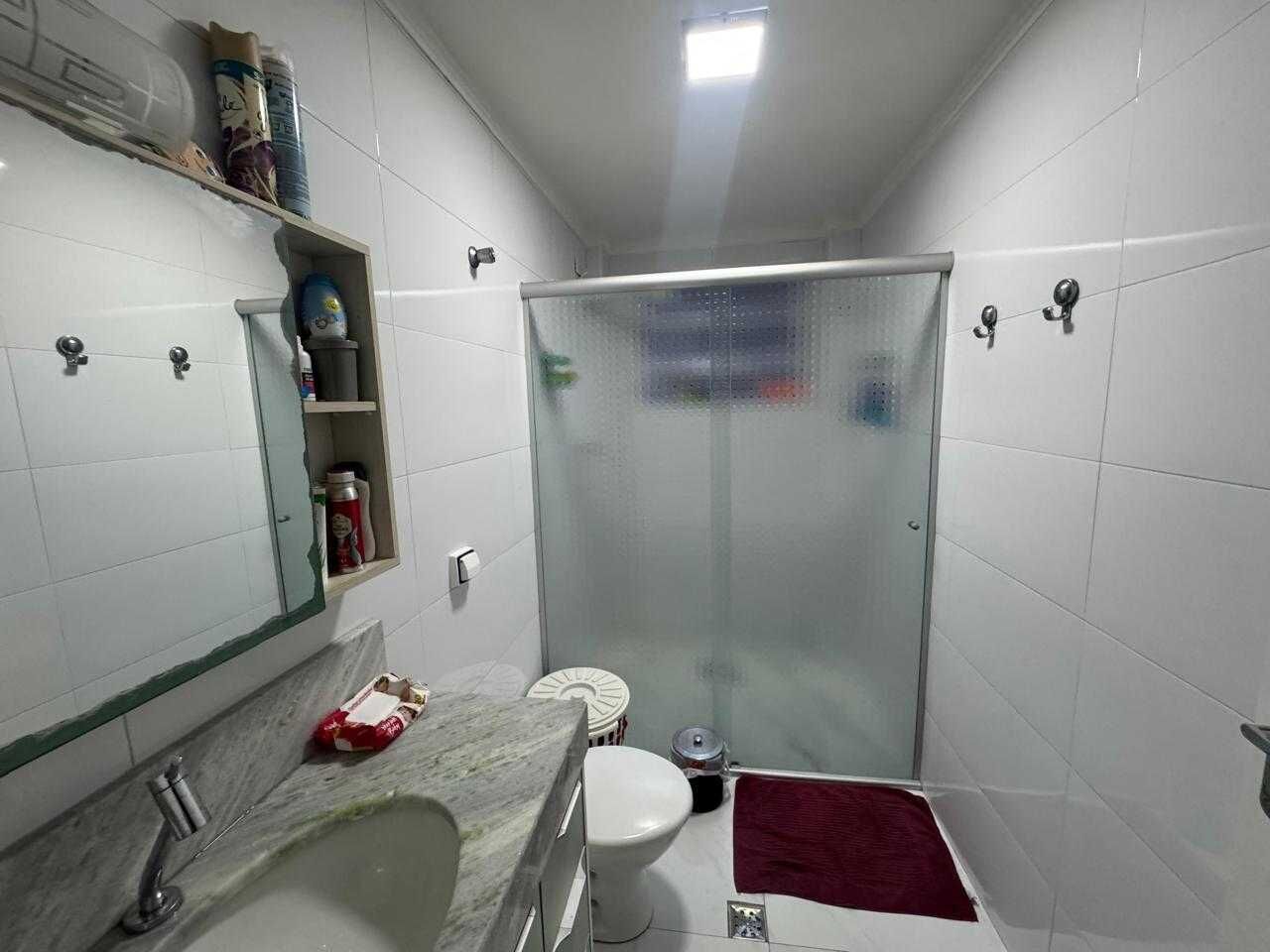 Apartamento 12 · 2 dorm. — Banheiro suite