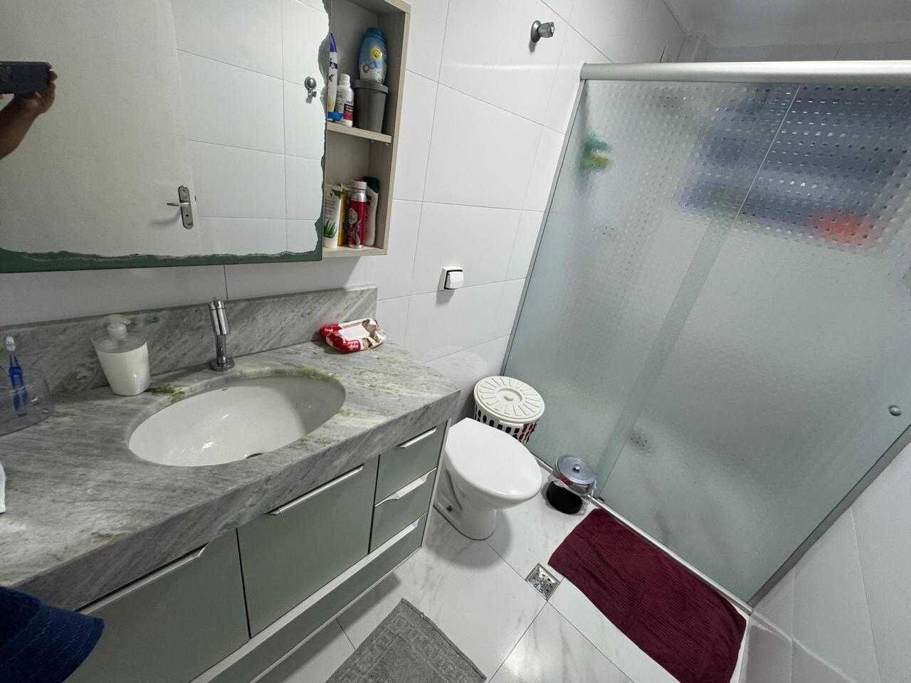 Apartamento 12 · 2 dorm. — Banheiro suite