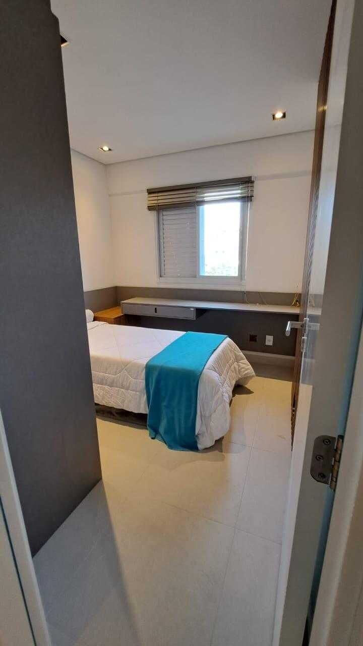 Apartamento 82 · 2 dorm. — Suíte