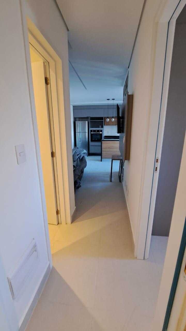 Apartamento 82 · 2 dorm. — Circulação