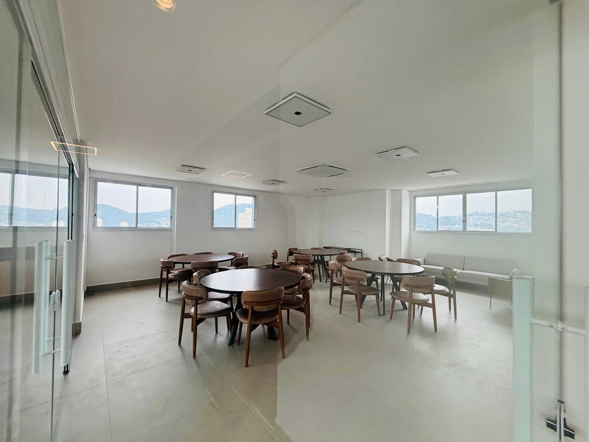 Apartamento 101 · 2 dorm. — Sala de festas