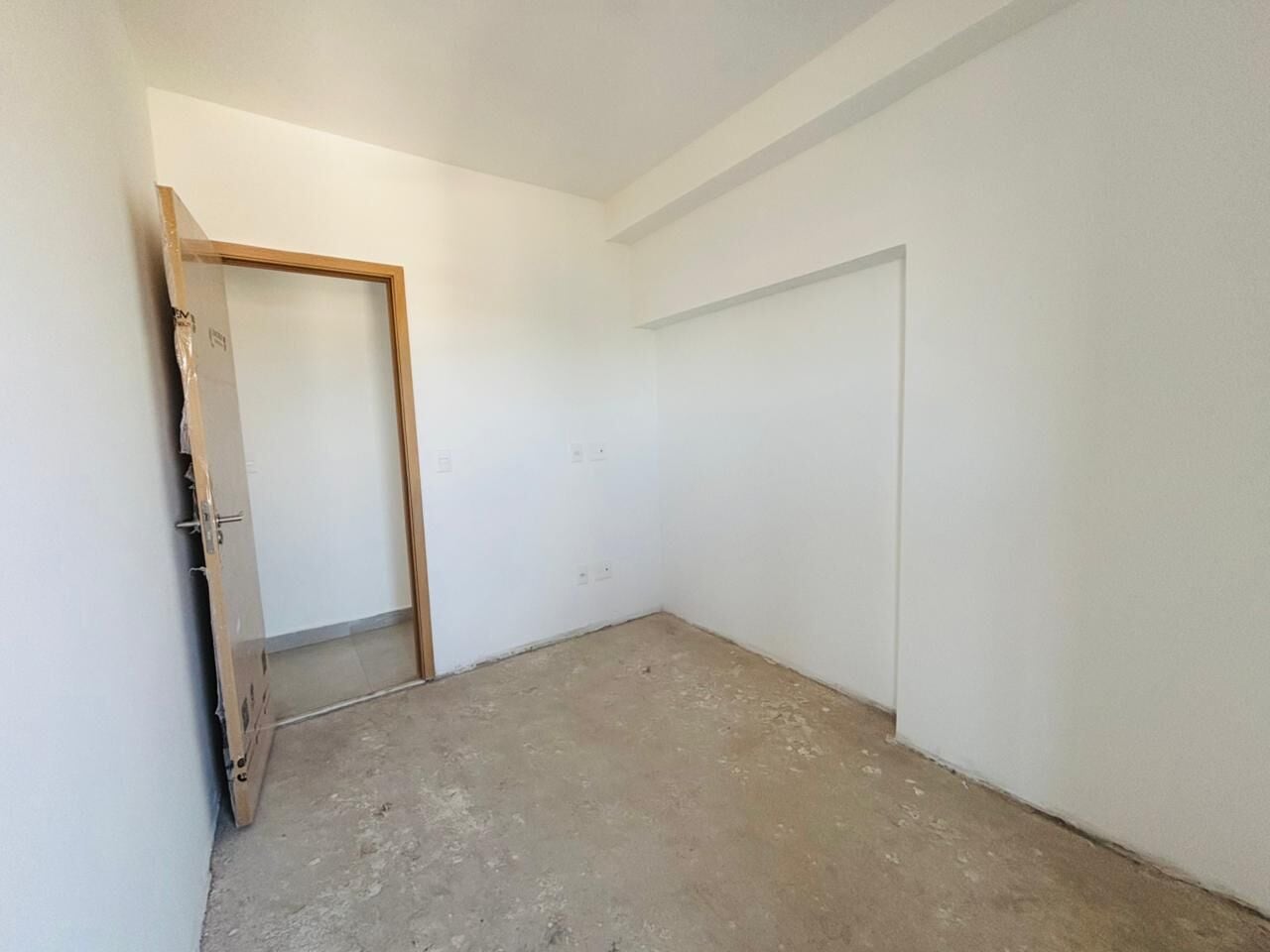 Apartamento 172 · 2 dorm. — Quarto