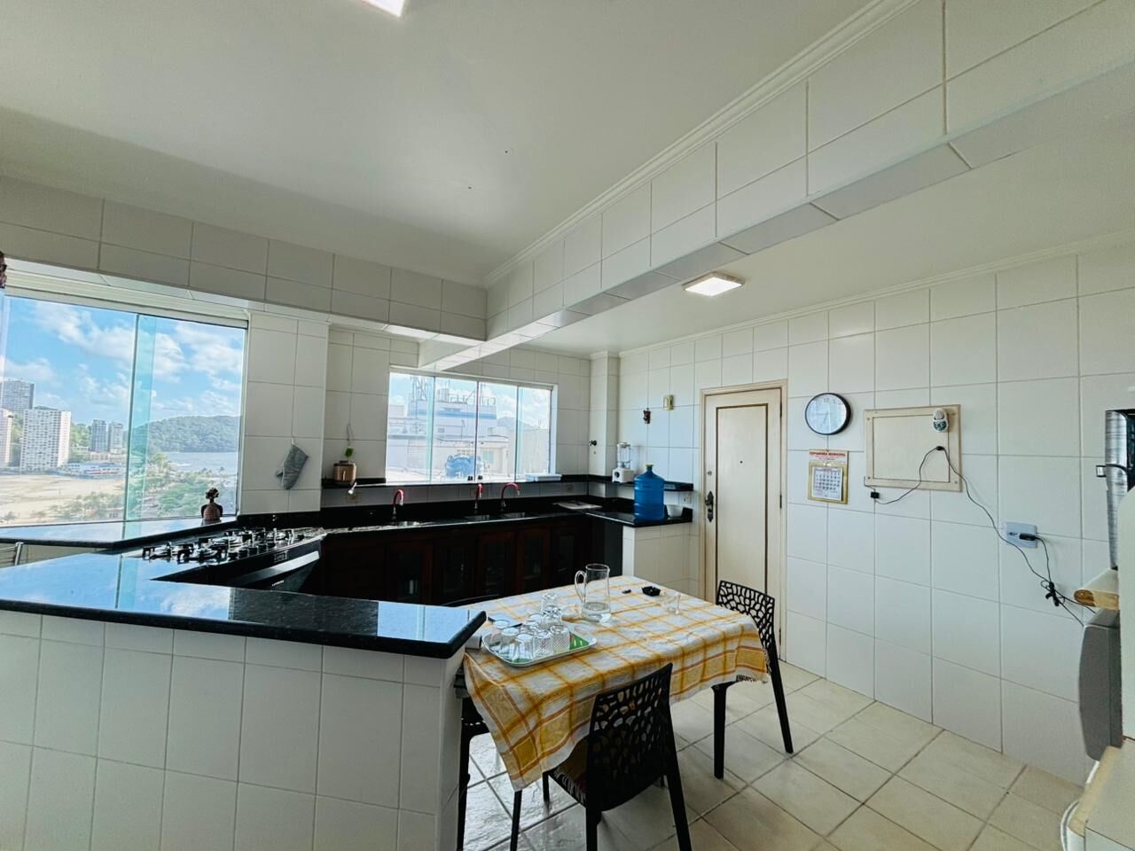 Apartamento 15A · 3 dorm. — Cozinha