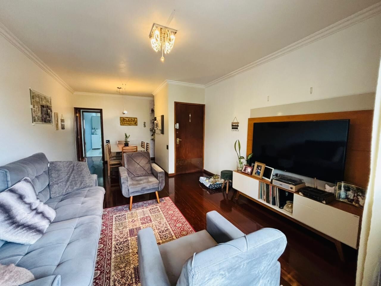 Apartamento 11 · 3 dorm.