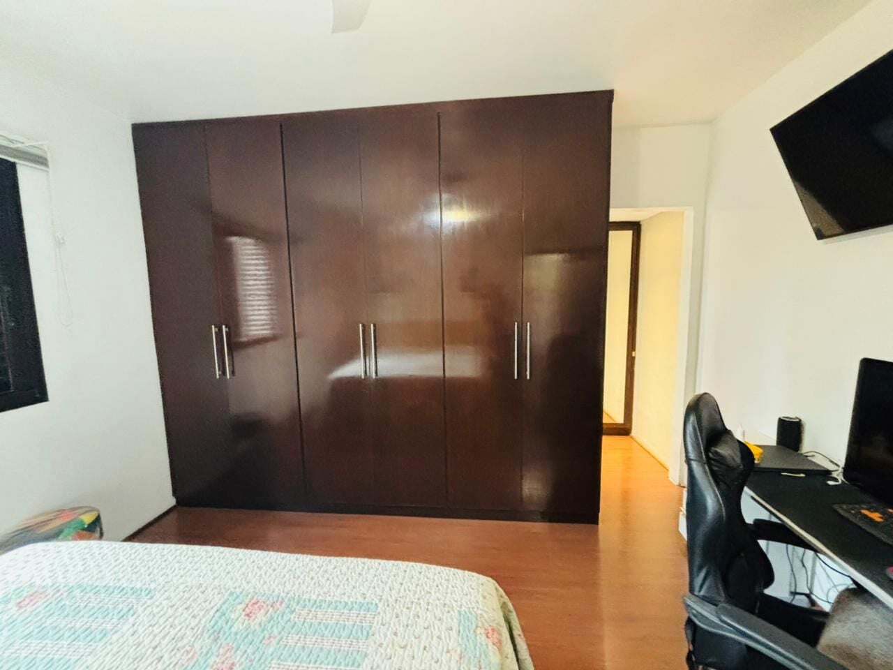 Apartamento 11 · 3 dorm. — Suíte