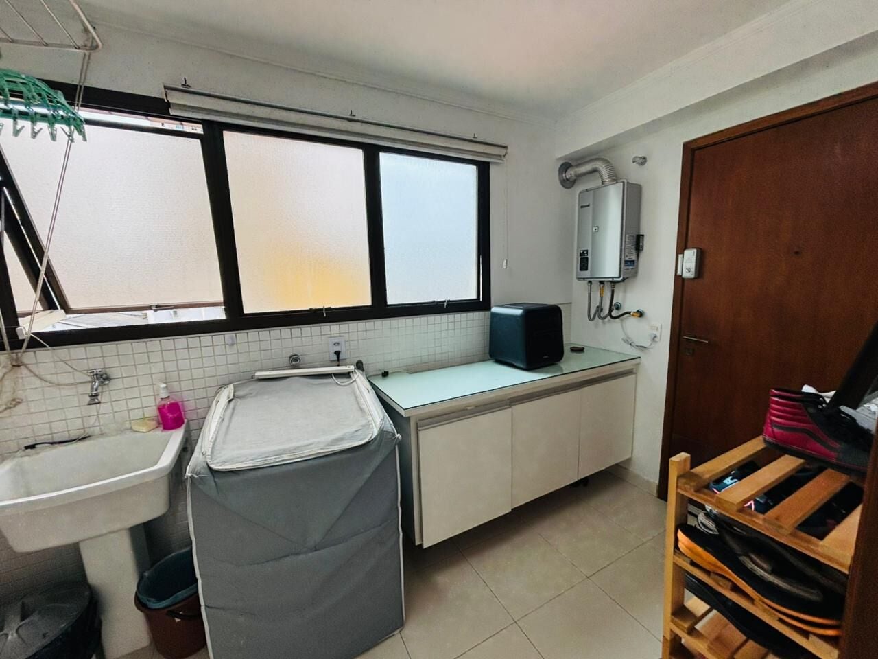 Apartamento 11 · 3 dorm. — Área de serviço