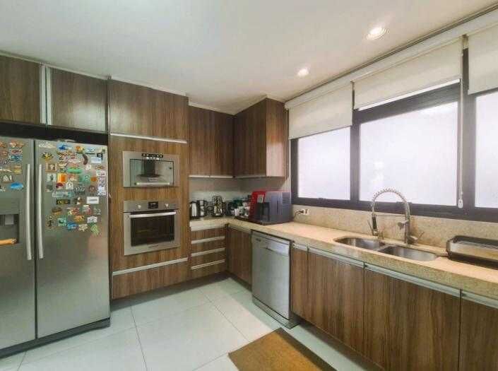 Apartamento duplex 22 · 4 dorm. — Cozinha
