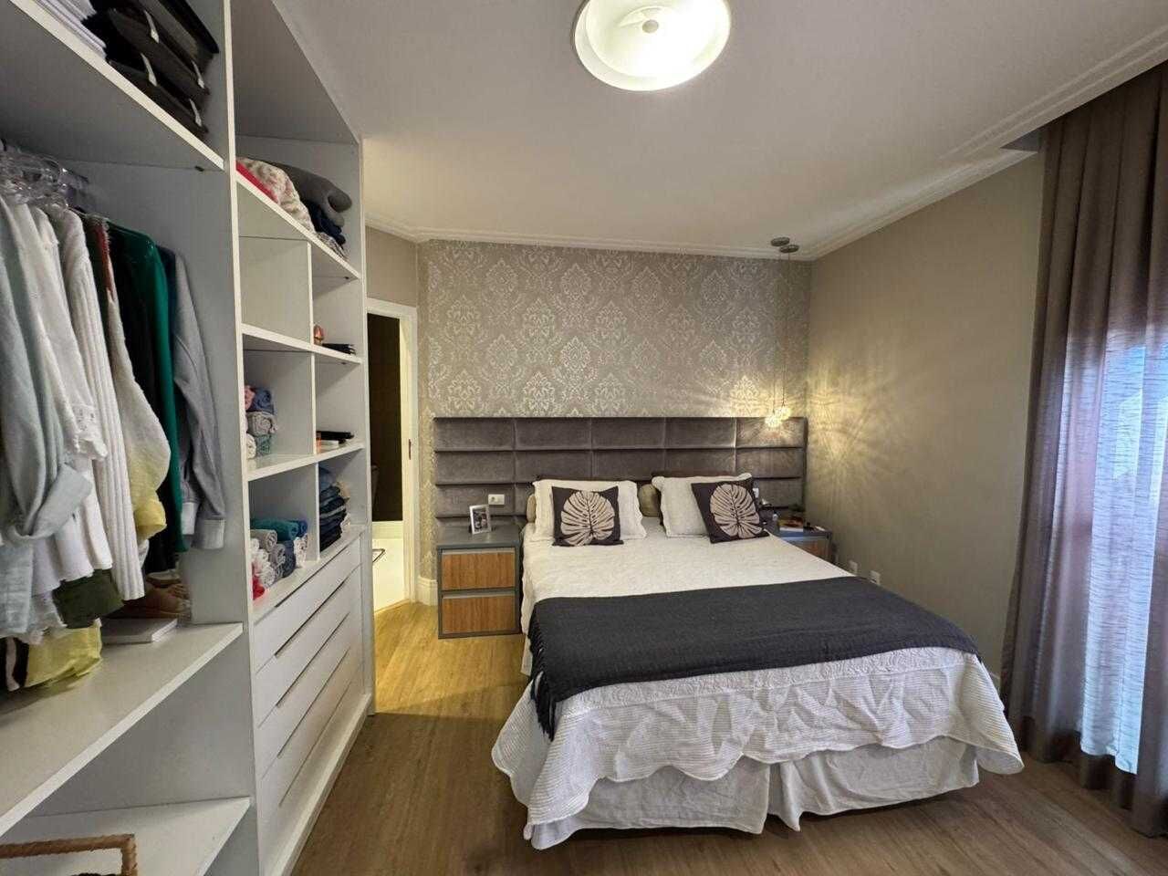 Apartamento duplex 22 · 4 dorm. — Suíte 1
