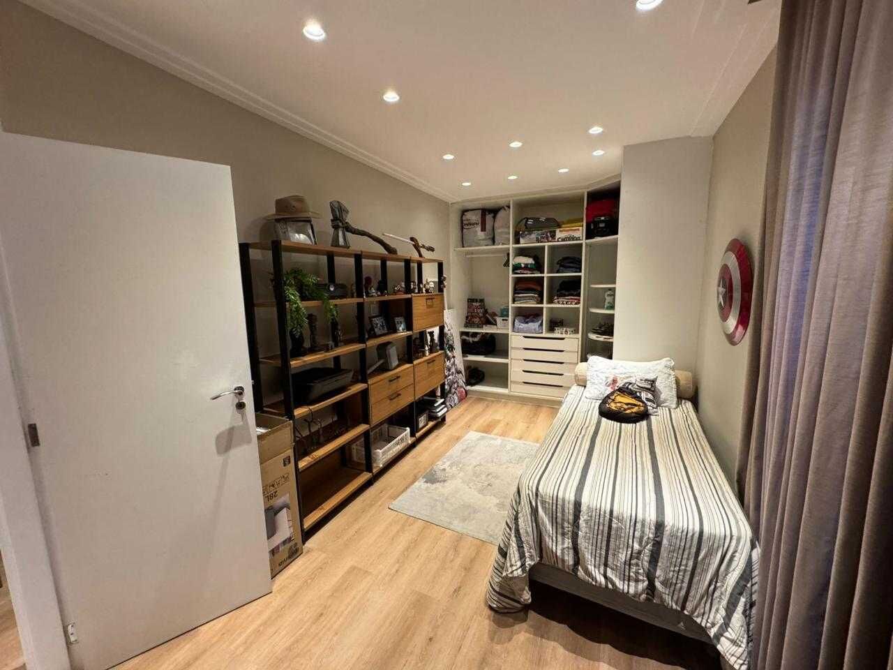 Apartamento duplex 22 · 4 dorm. — Suíte 2