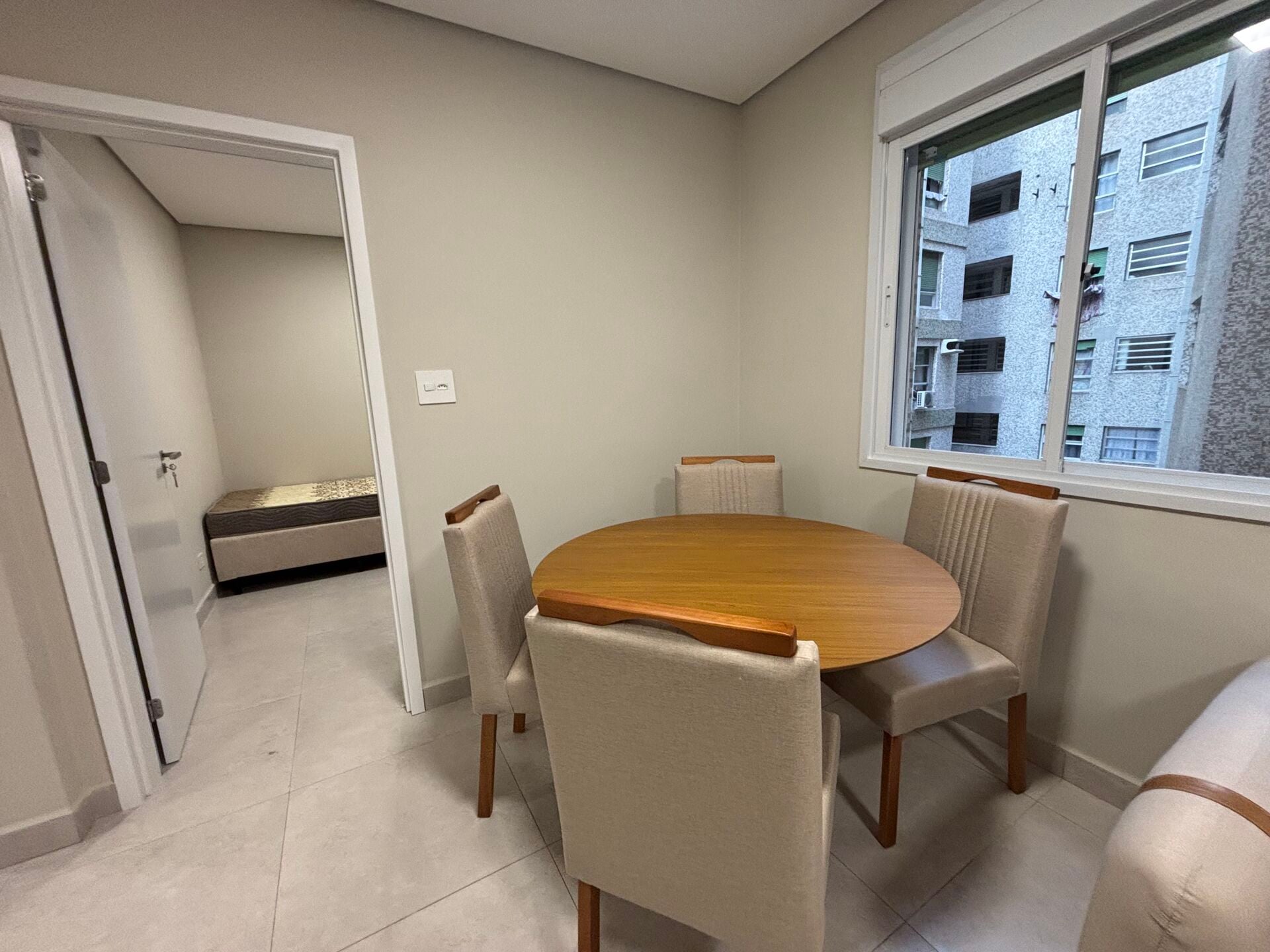 Apartamento 91 · 2 dorm. — Sala