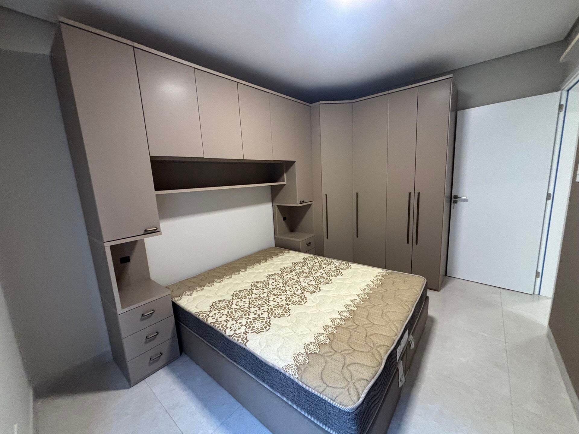 Apartamento 91 · 2 dorm. — Quarto