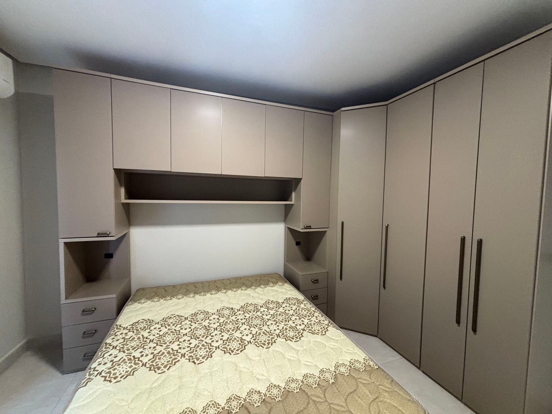 Apartamento 91 · 2 dorm. — Quarto