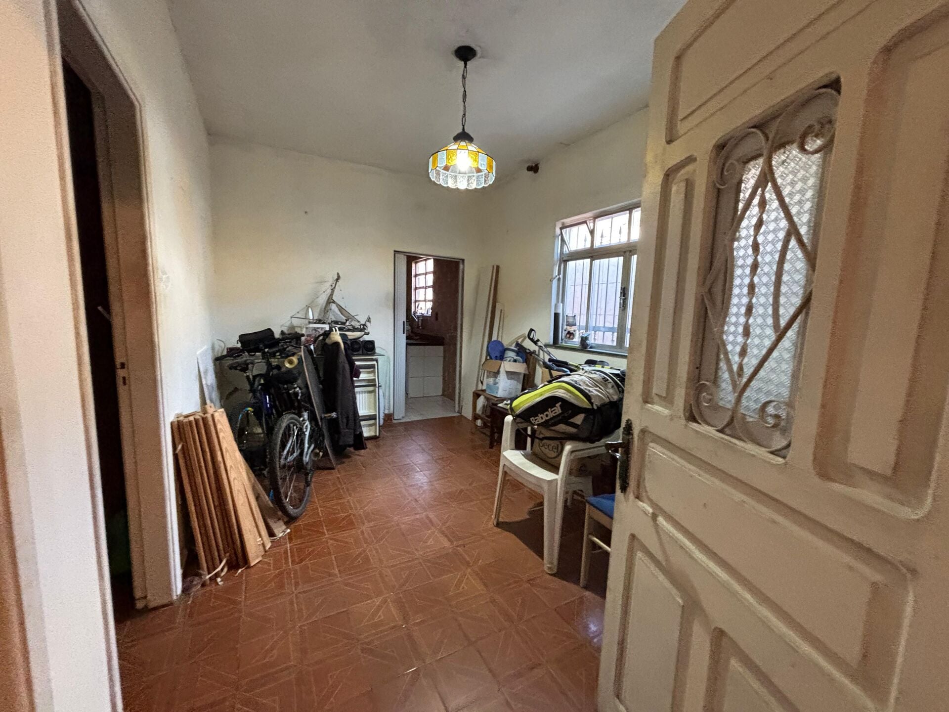 Casa com edícula · 2 dorm. — Sala edicula