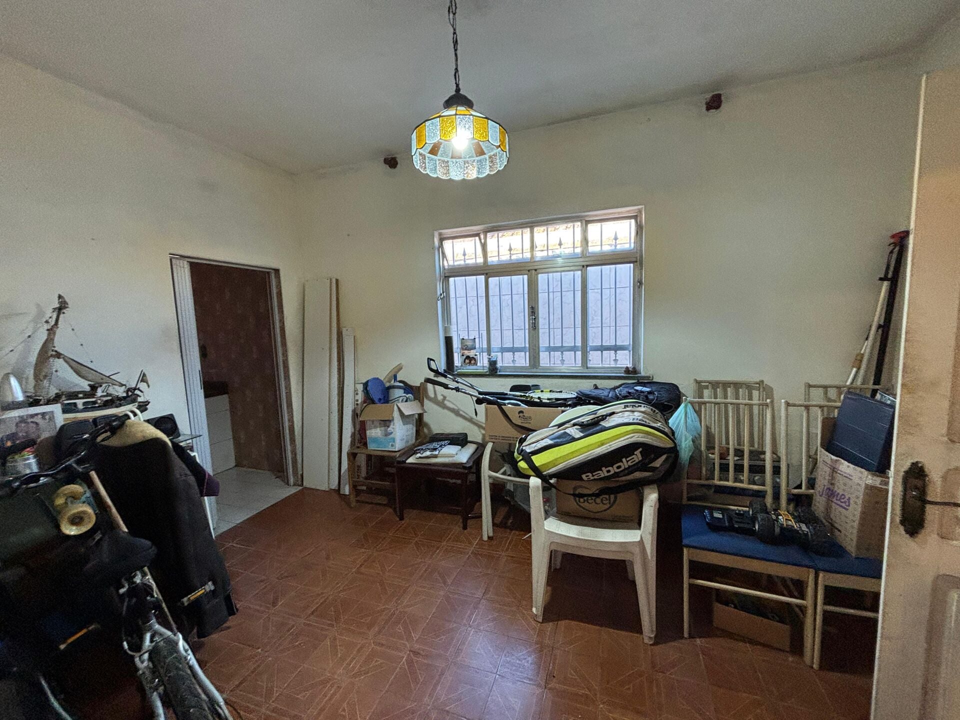 Casa com edícula · 2 dorm. — Sala edicula