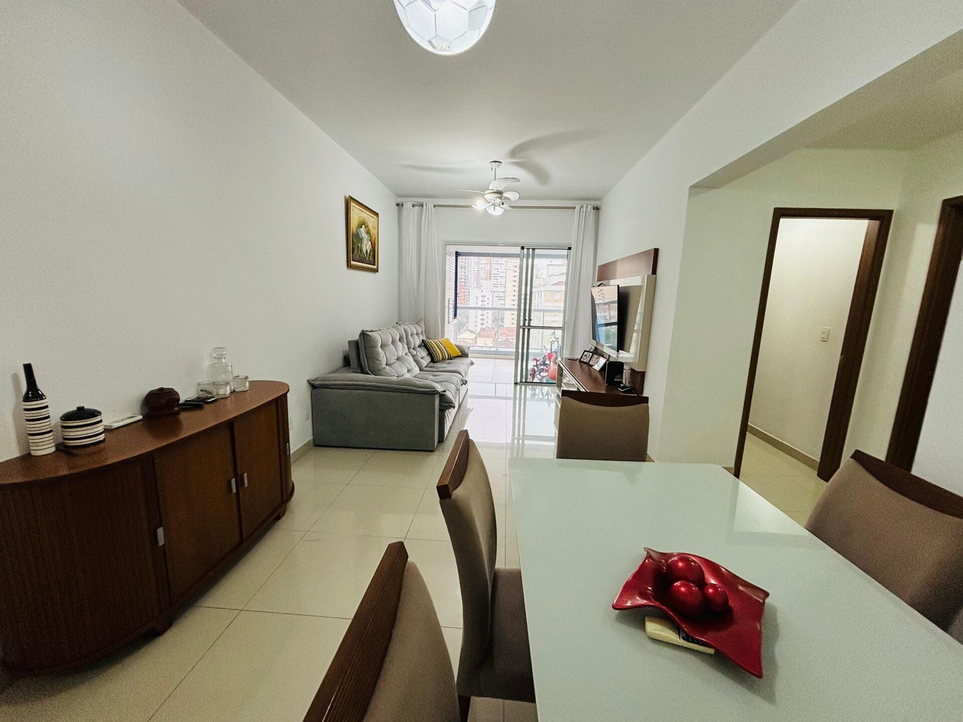 Apartamento 92 · 3 dorm.