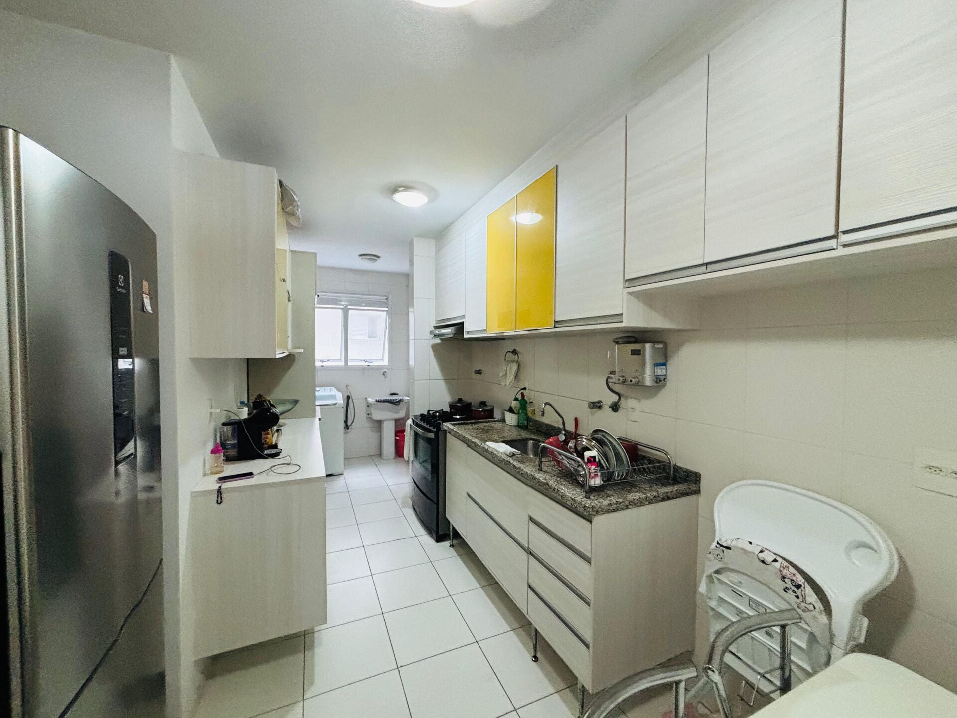 Apartamento 92 · 3 dorm. — Cozinha
