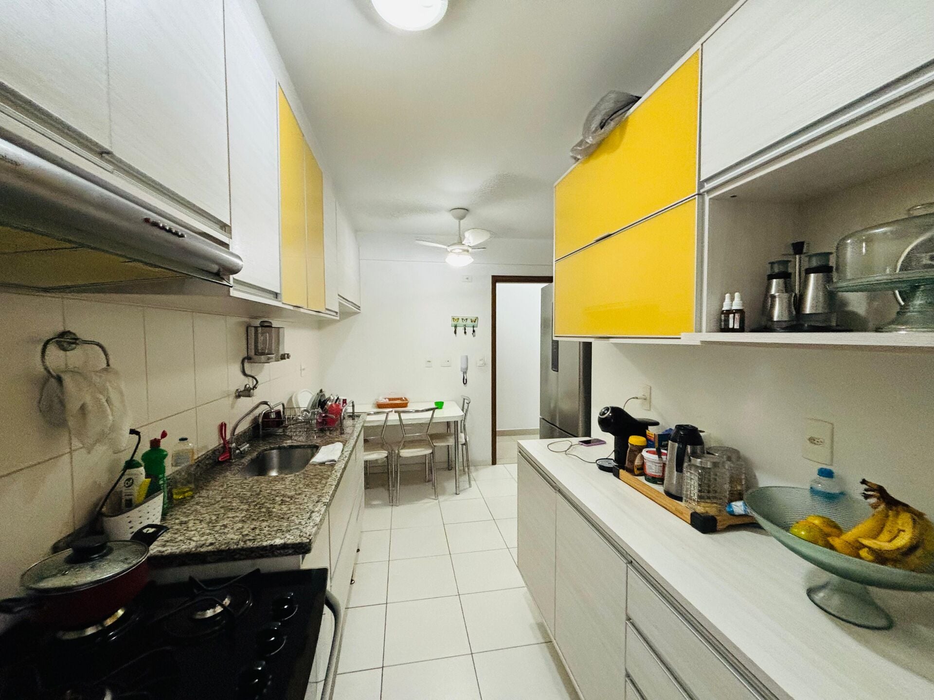 Apartamento 92 · 3 dorm. — Cozinha
