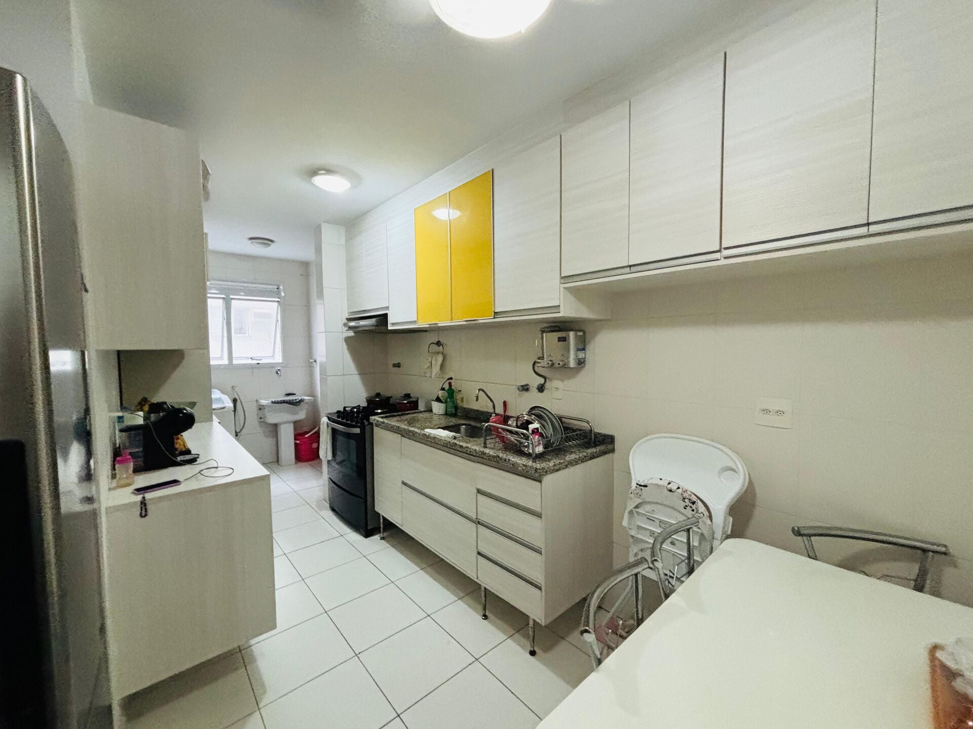 Apartamento 92 · 3 dorm. — Cozinha