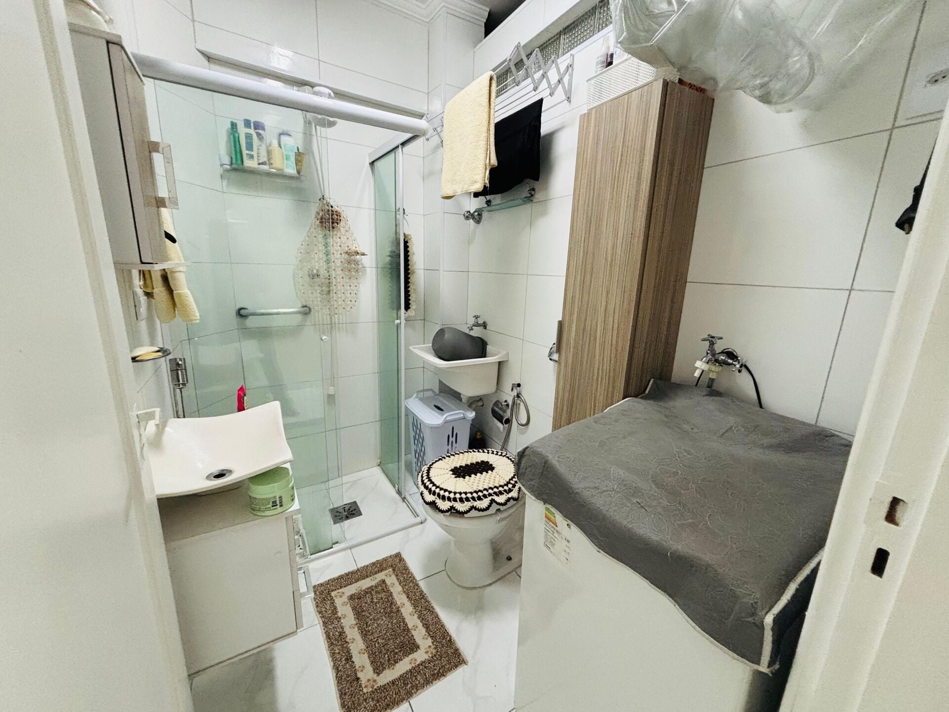 Kitnet 74 · 1 dorm. — Banheiro