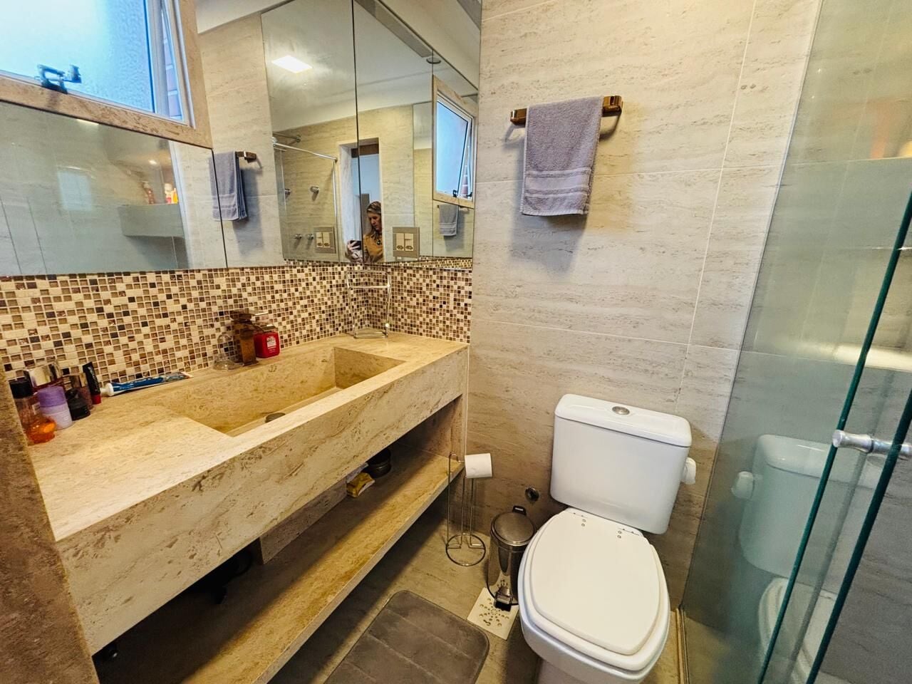Apartamento 184 · 3 dorm. — Banheiro suite