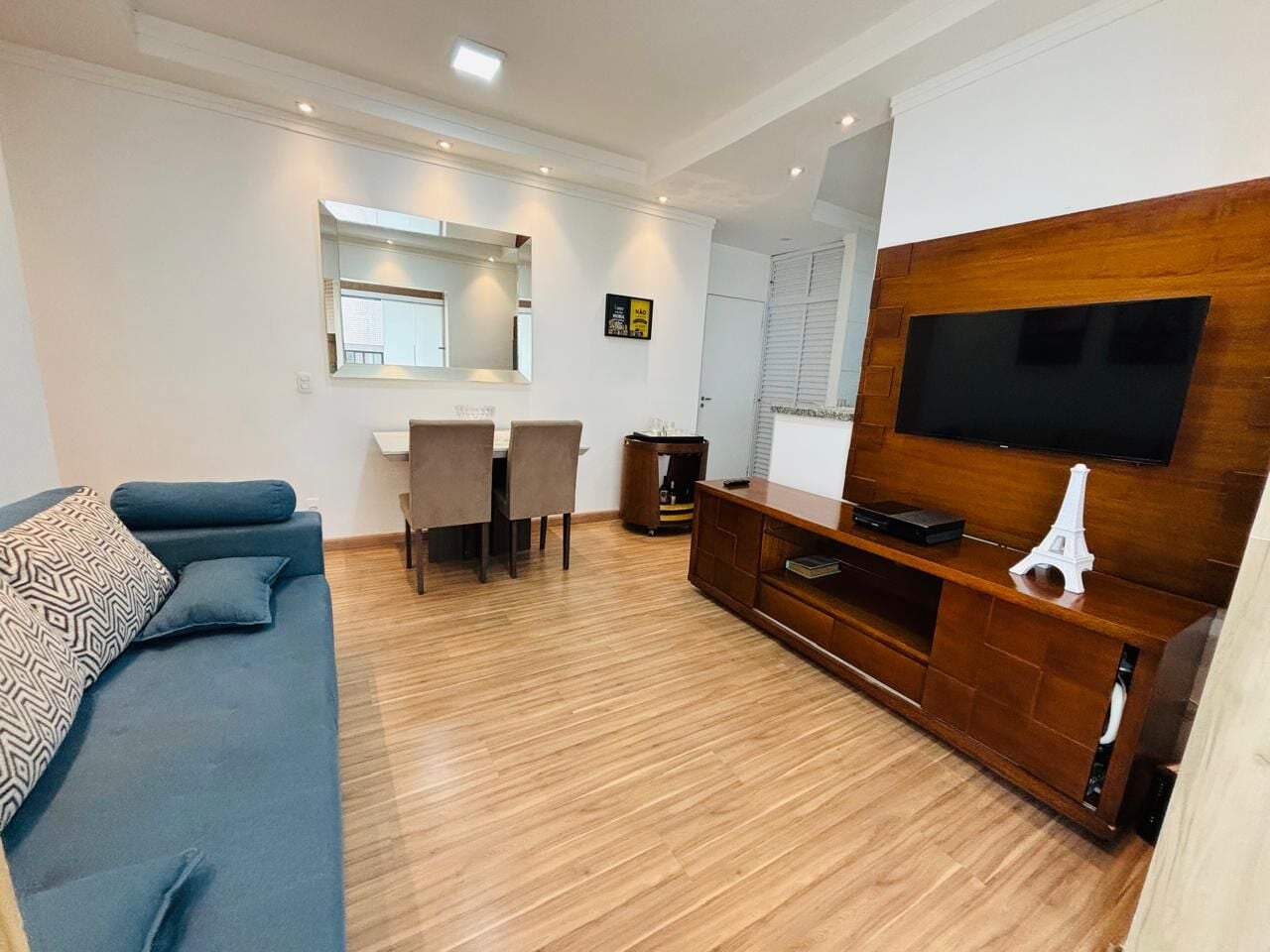 Apartamento 46 · 2 dorm. — Sala