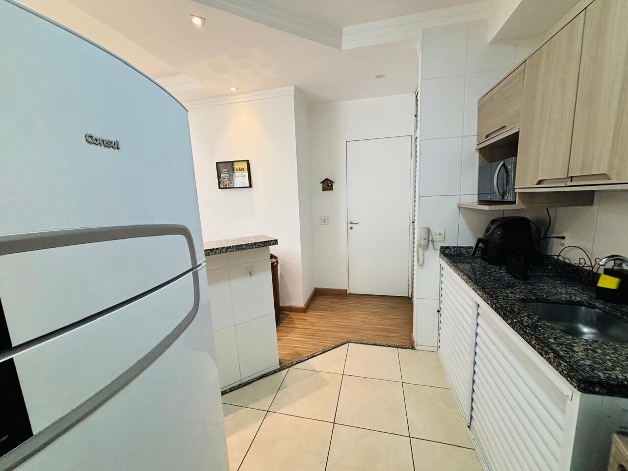 Apartamento 46 · 2 dorm. — Cozinha