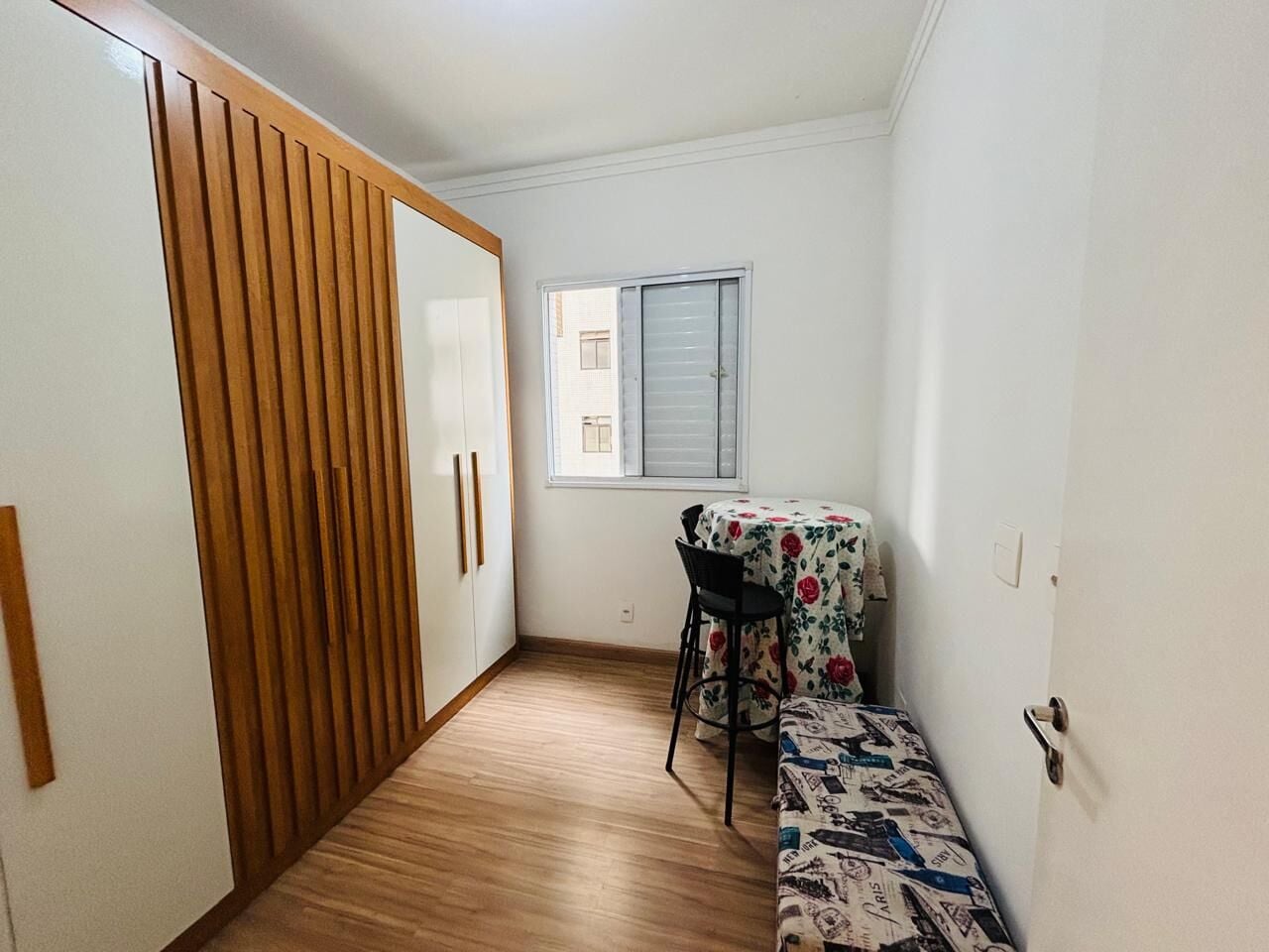 Apartamento 46 · 2 dorm. — Quarto