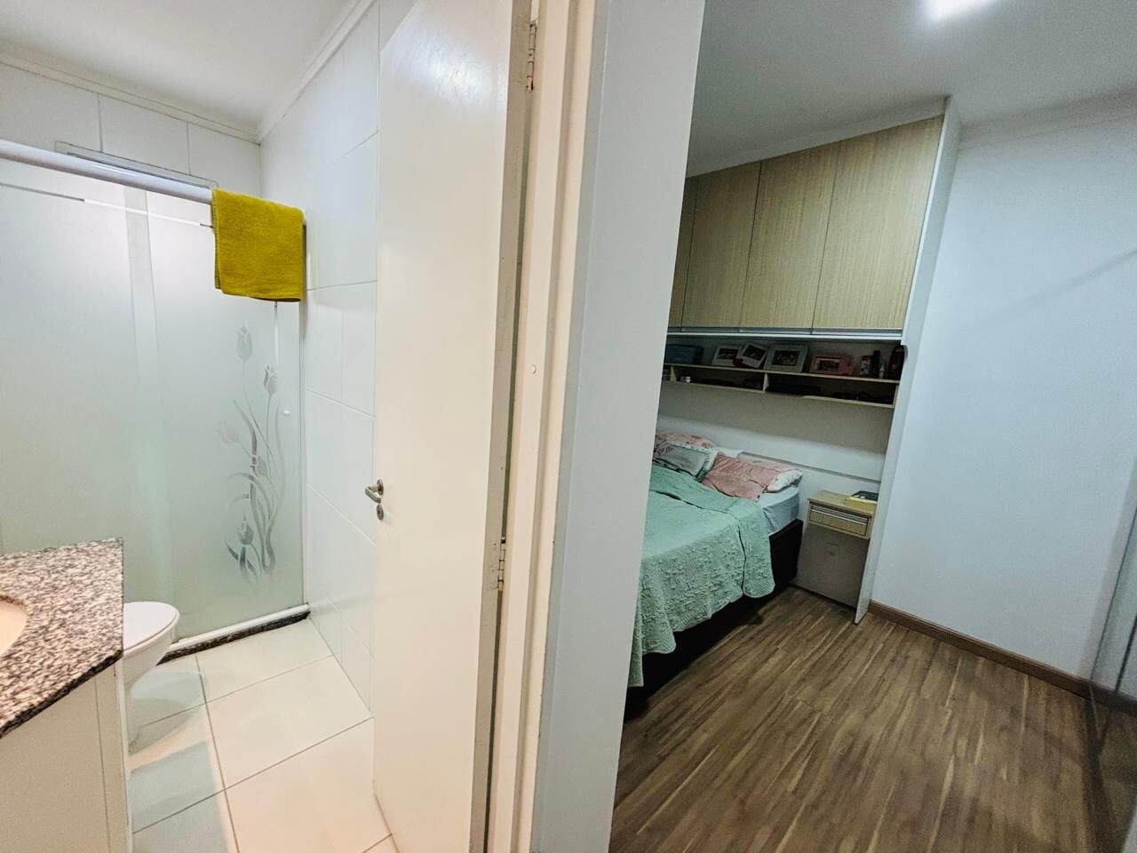 Apartamento 46 · 2 dorm. — Banheiro suite