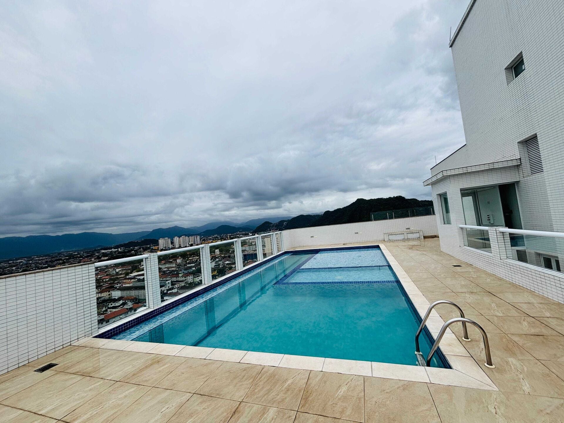 Apartamento 51 · 2 dorm. — Lazer