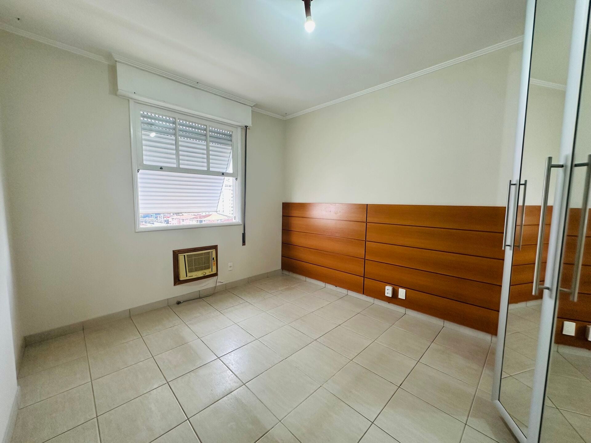 Apartamento 62 · 3 dorm. — Quarto 1