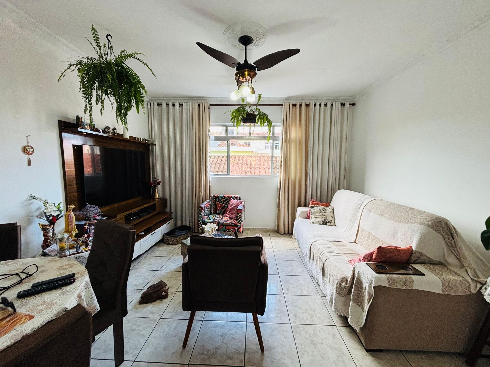 Apartamento 32 · 2 dorm. — Sala