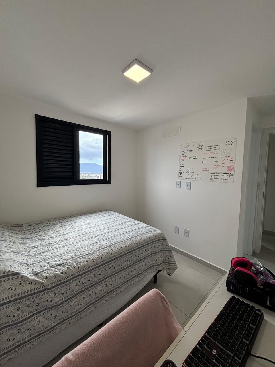 Apartamento 113 · 2 dorm. — Quarto