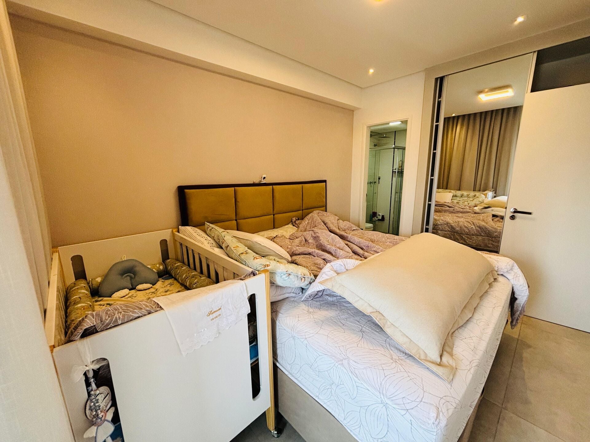 Apartamento 182 · 2 dorm. — Suíte
