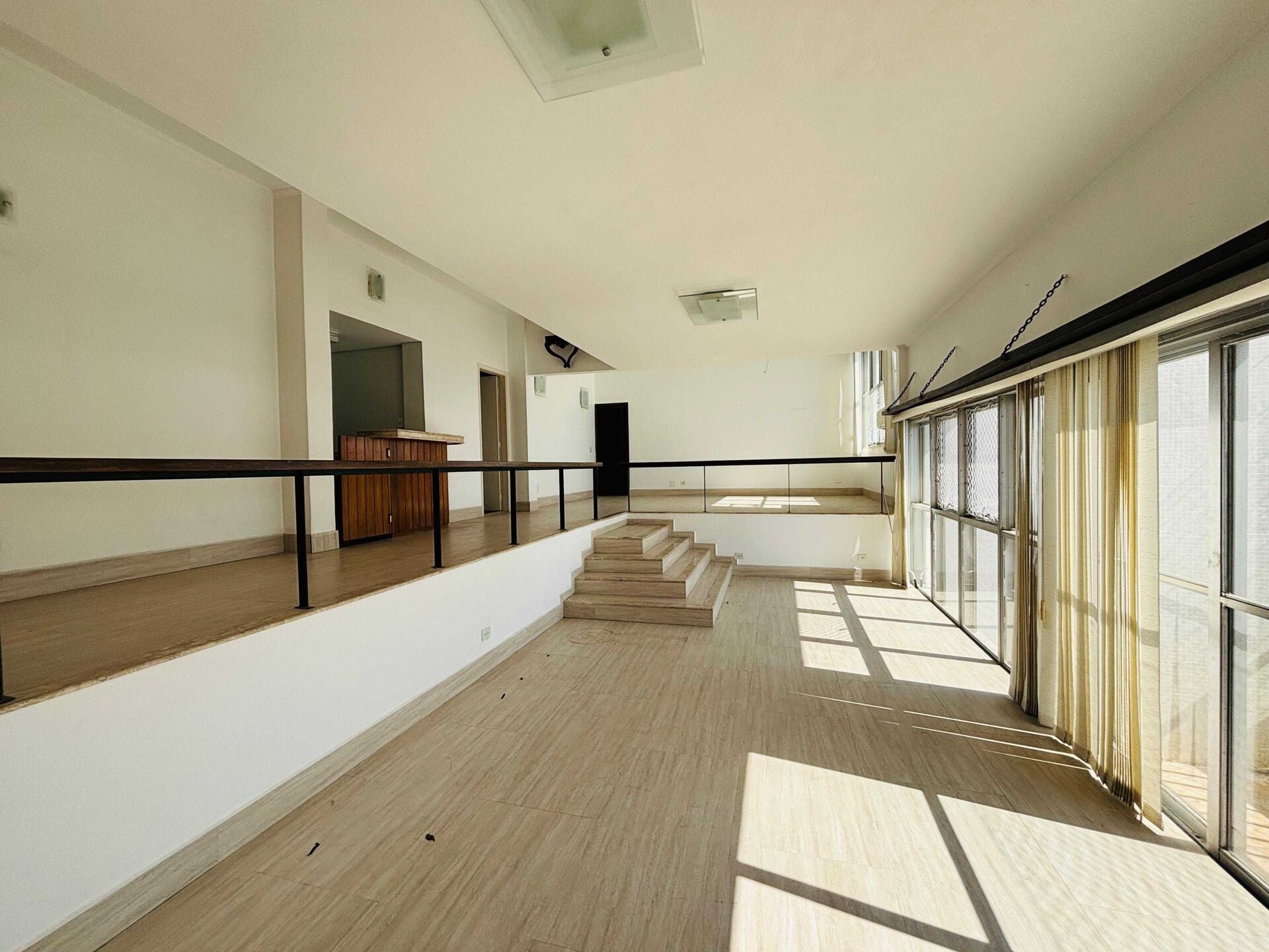Apartamento 20A · 4 dorm.