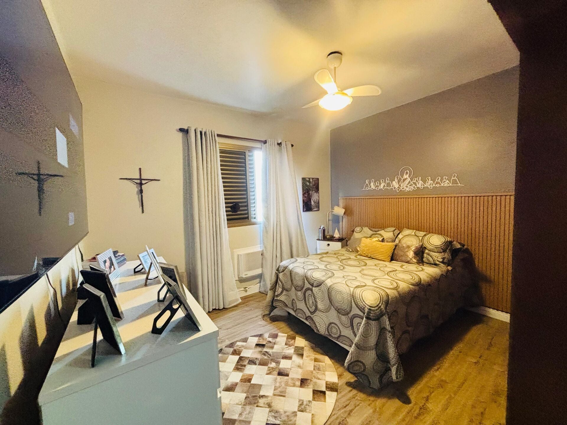 Apartamento 22 · 2 dorm. — Suíte