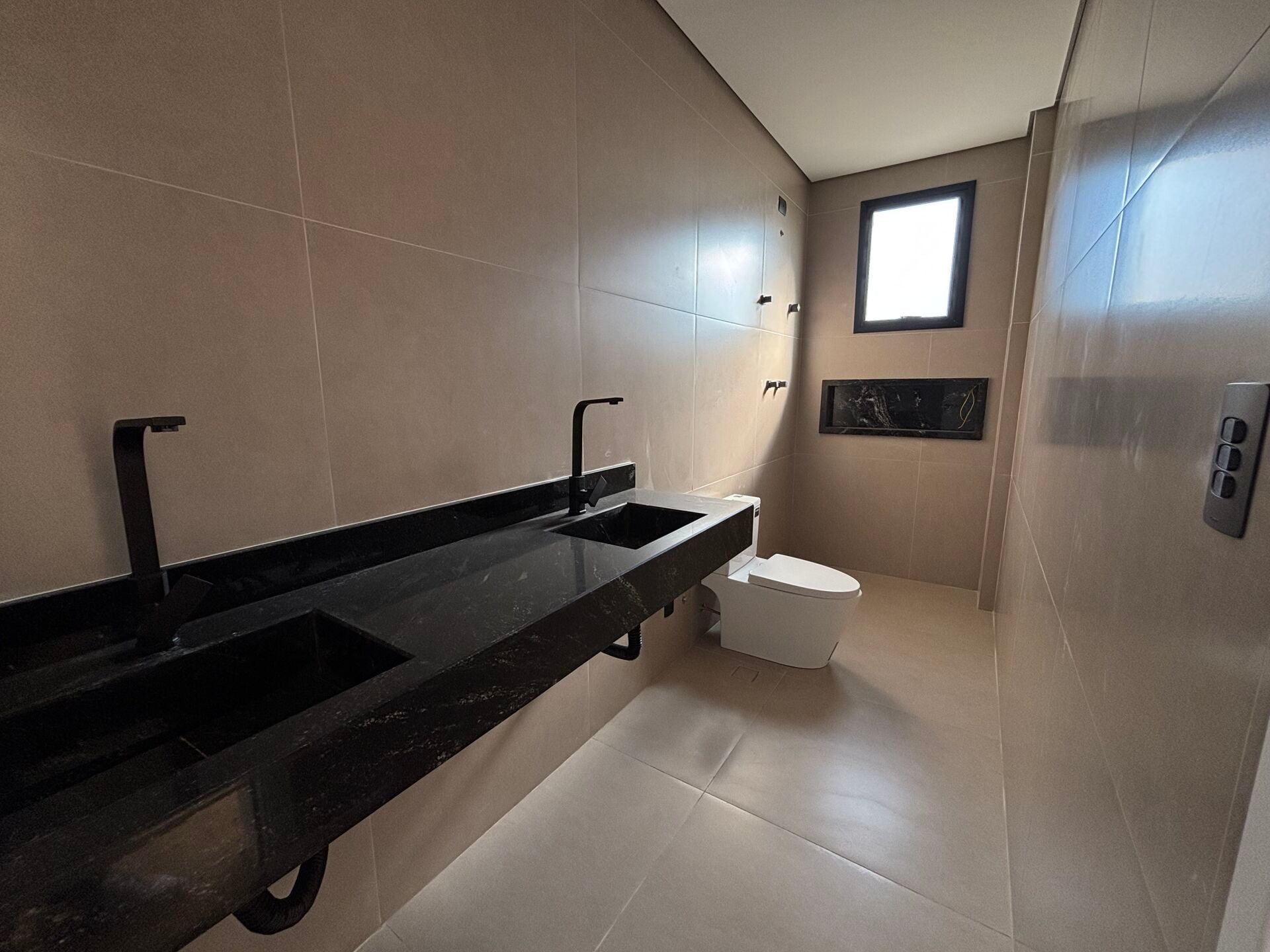 Casa duplex (Casa 2) · 3 dorm. — Banheiro