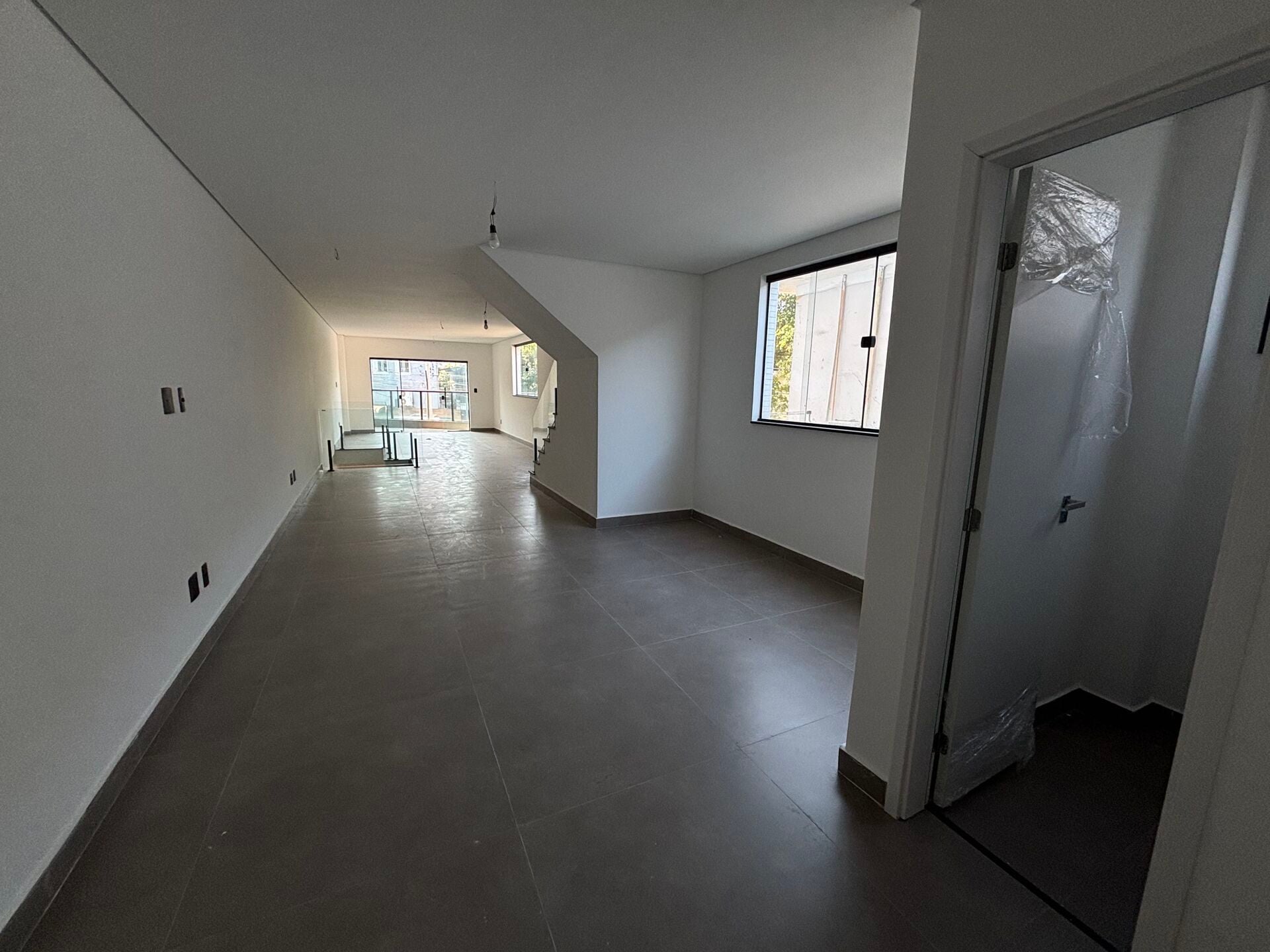 Casa sobreposta · 3 dorm. — Sala