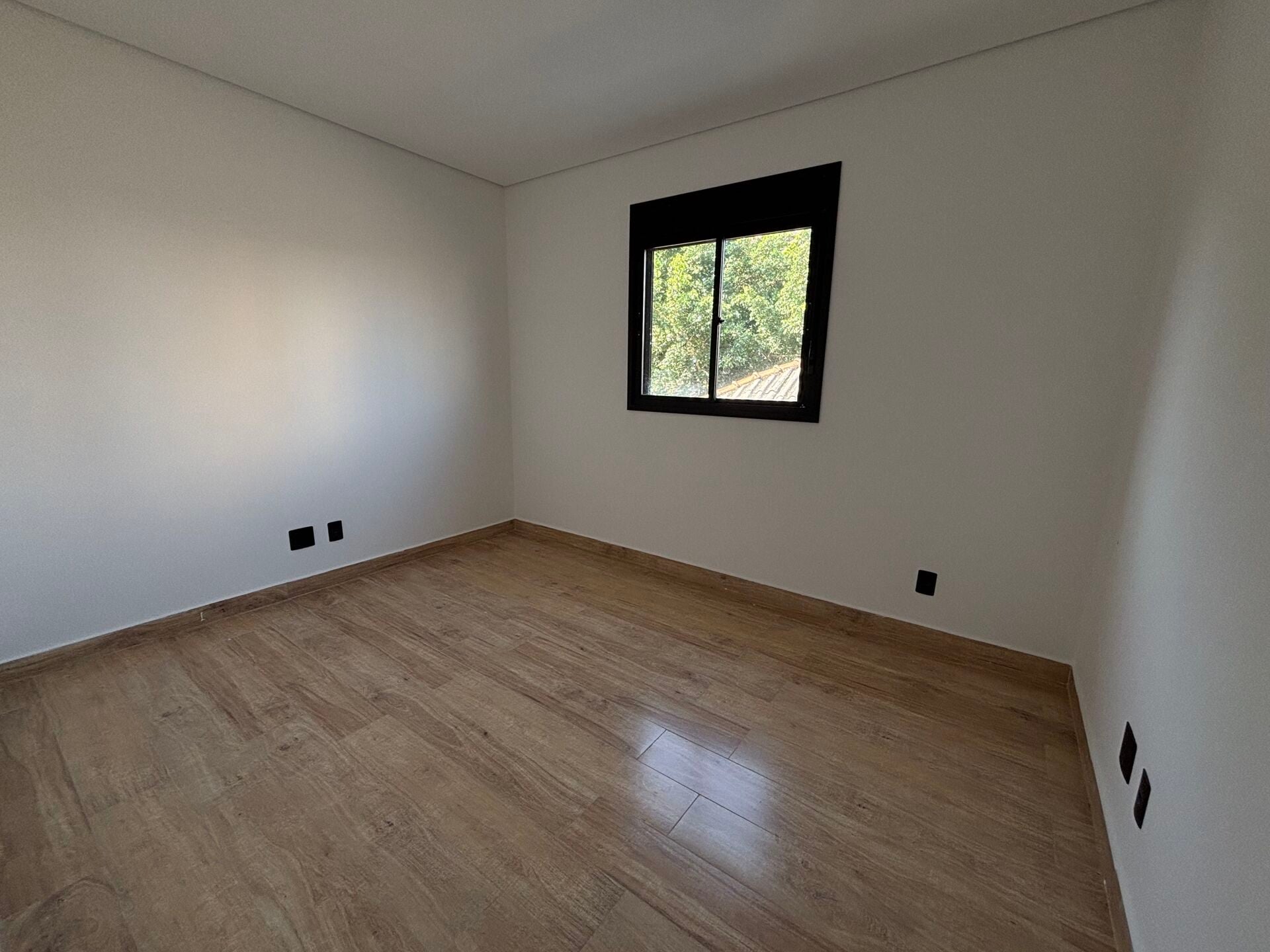 Casa sobreposta · 3 dorm. — Quarto