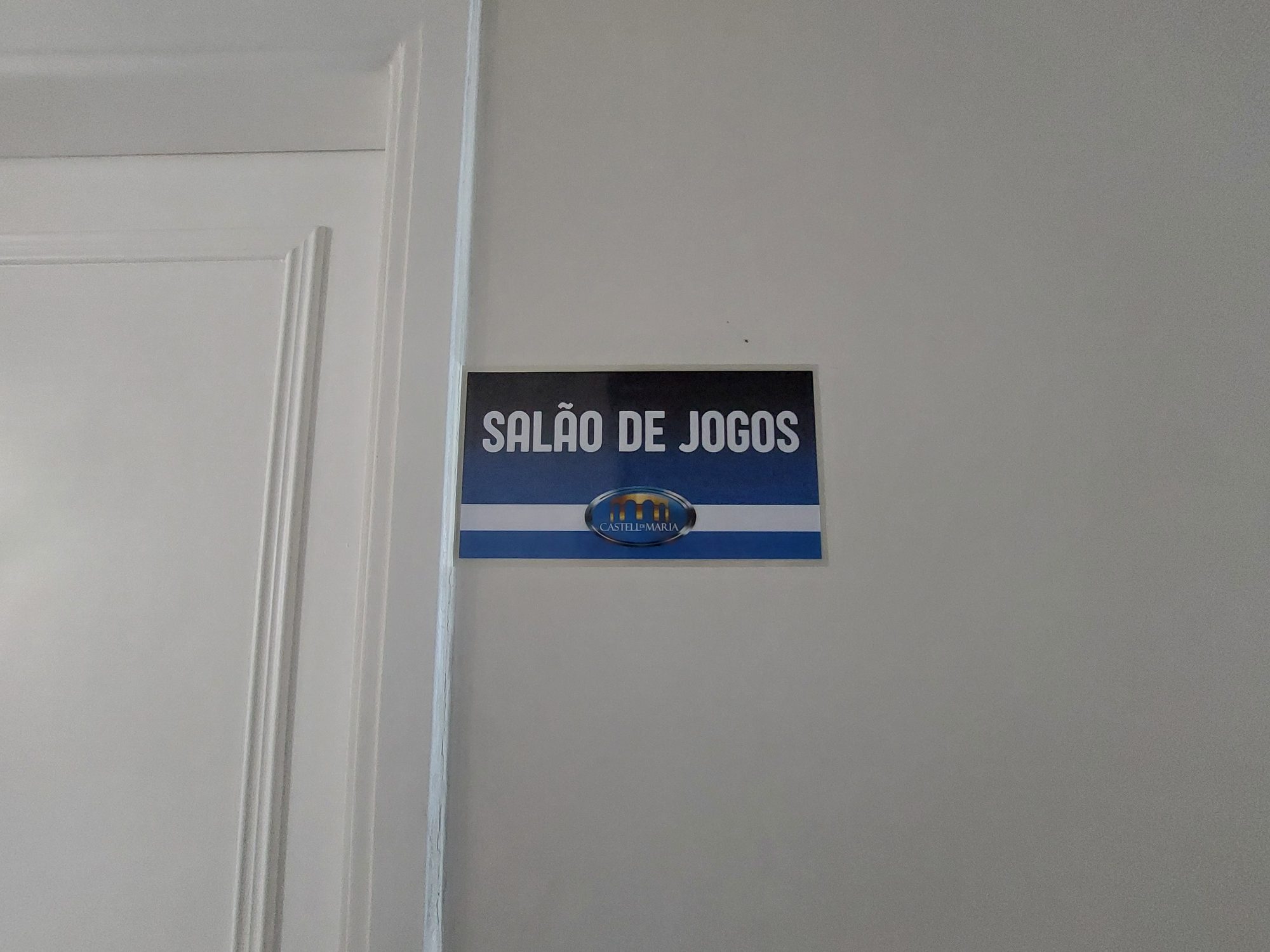 Apartamento · 3 dorm. — Sala de jogos