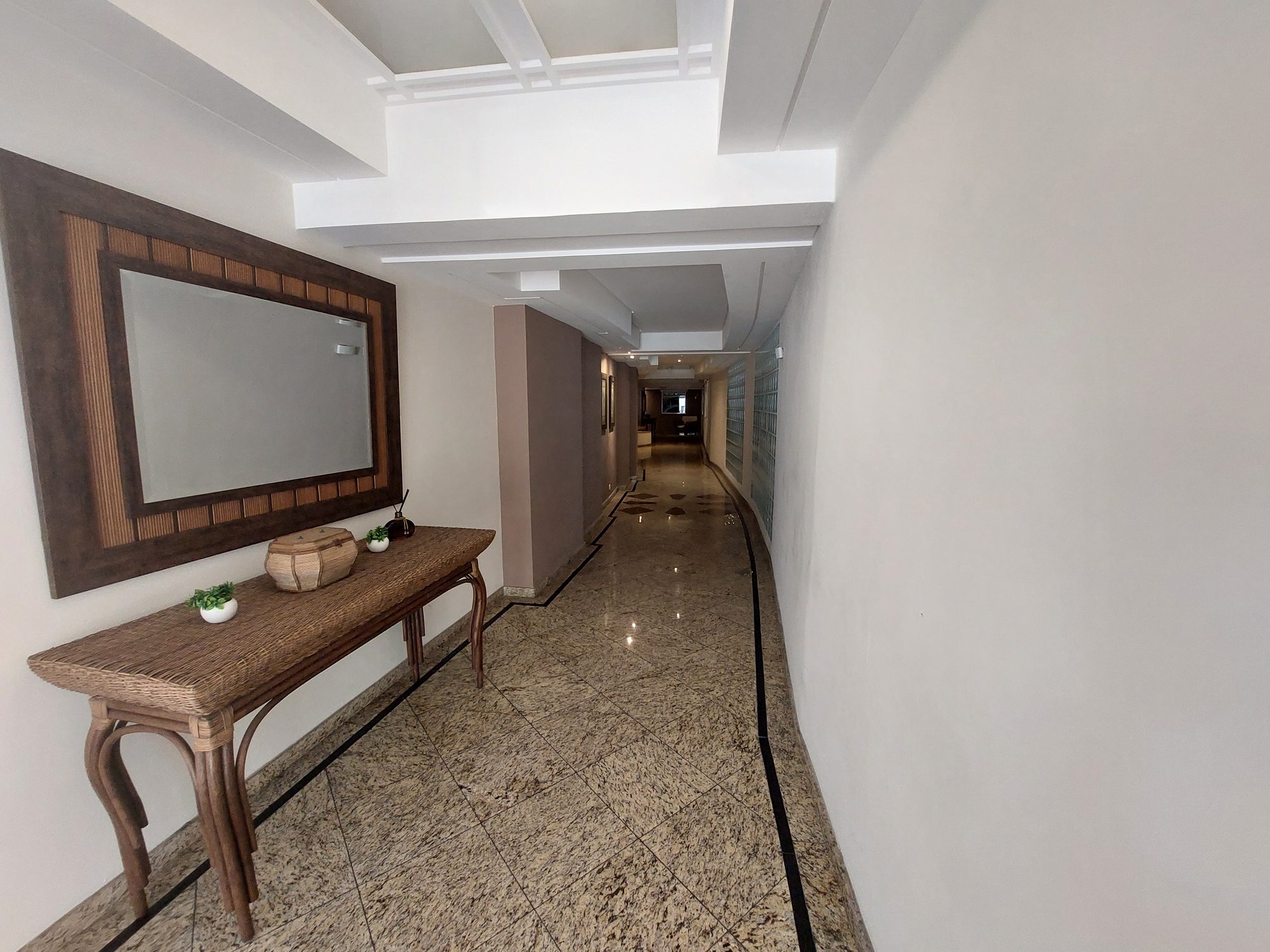 Apartamento · 3 dorm. — Circulação