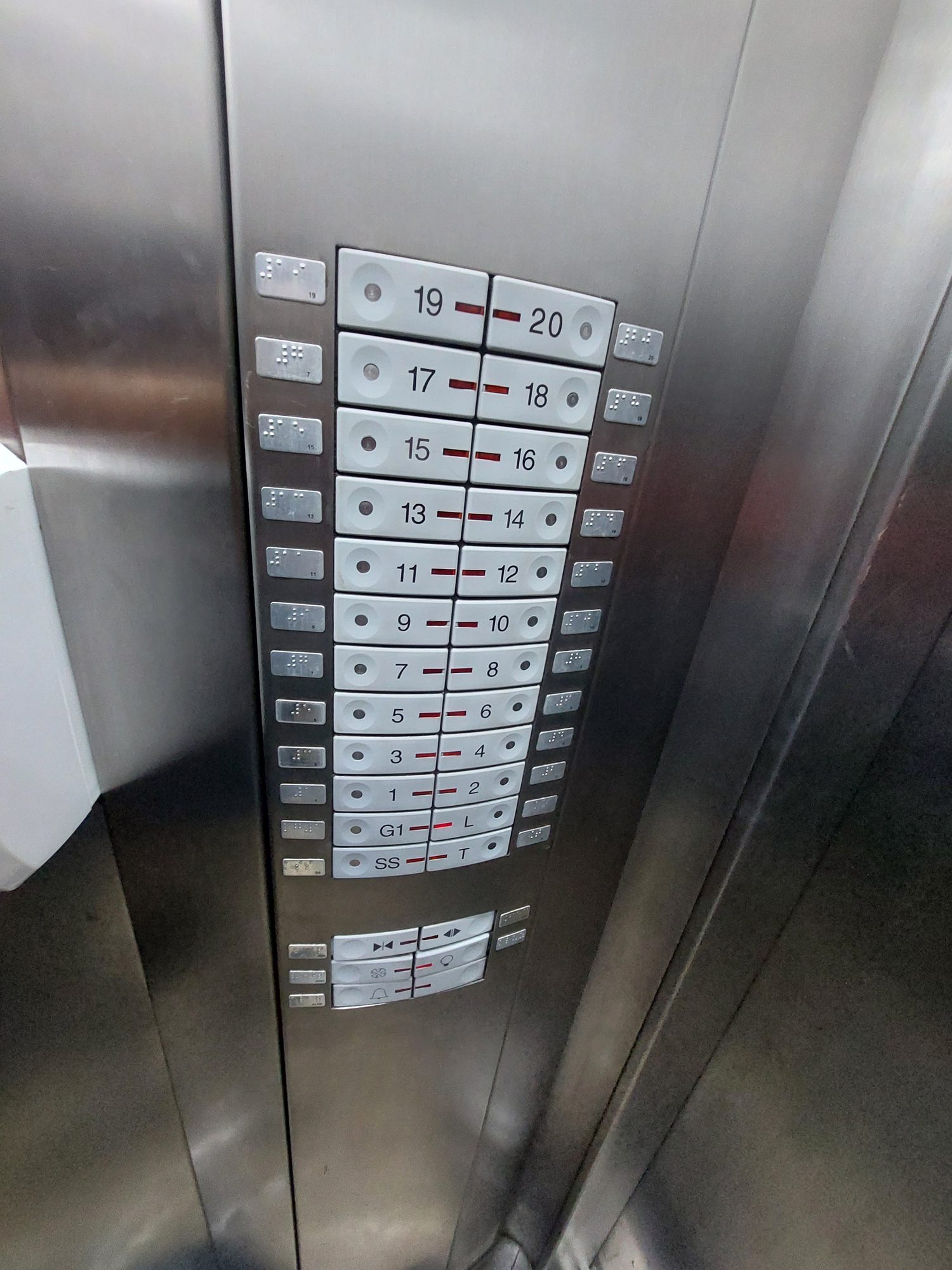 Apartamento · 3 dorm. — Circulação