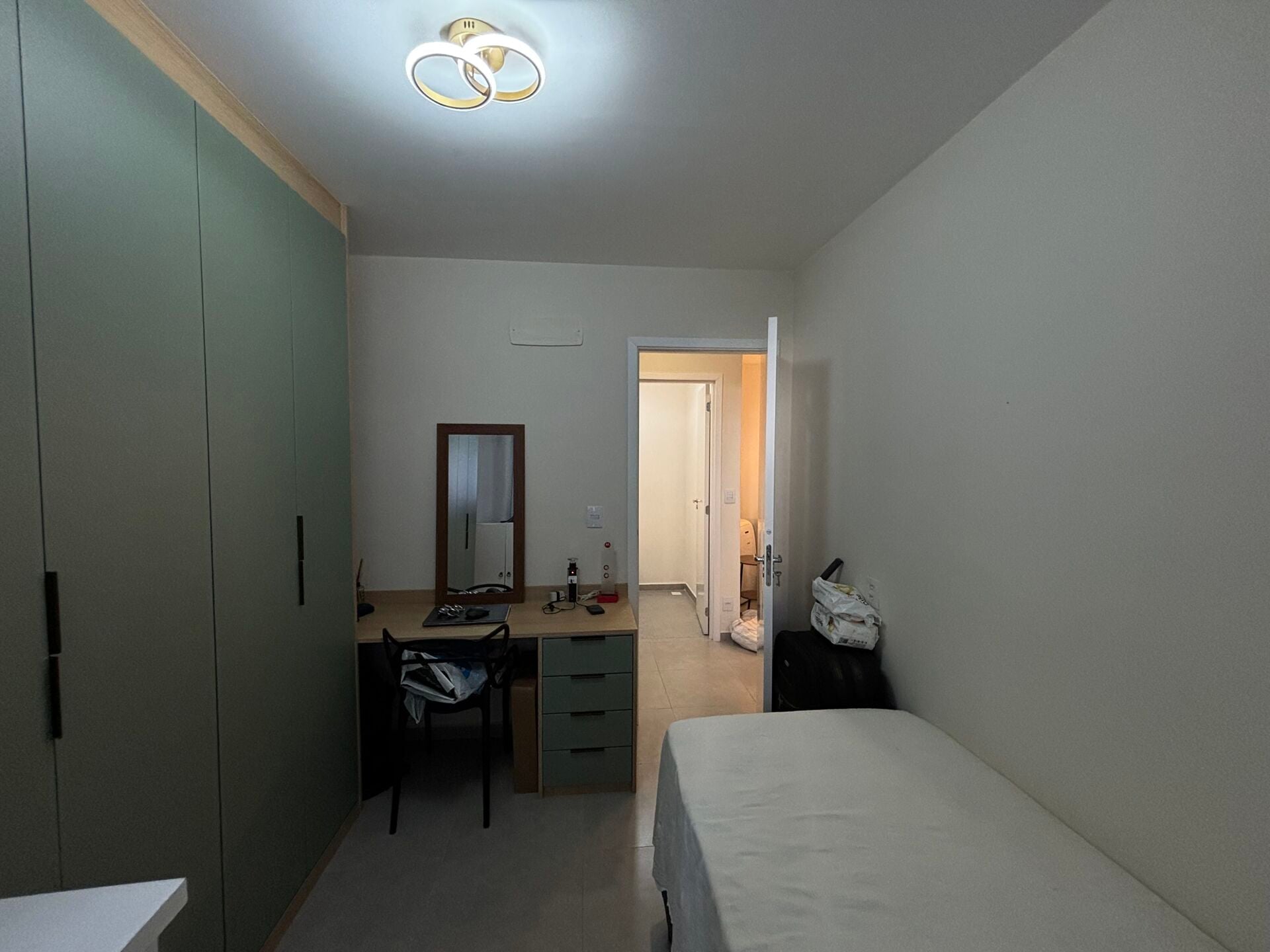Apartamento 53 · 2 dorm. — Quarto