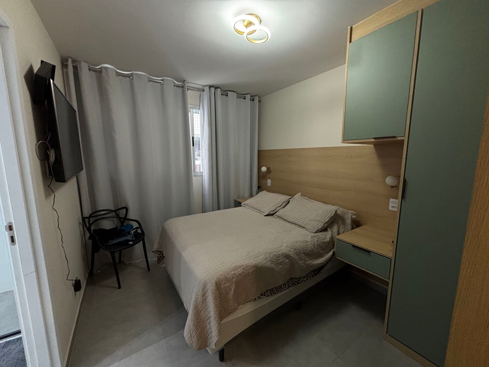 Apartamento 53 · 2 dorm. — Quarto