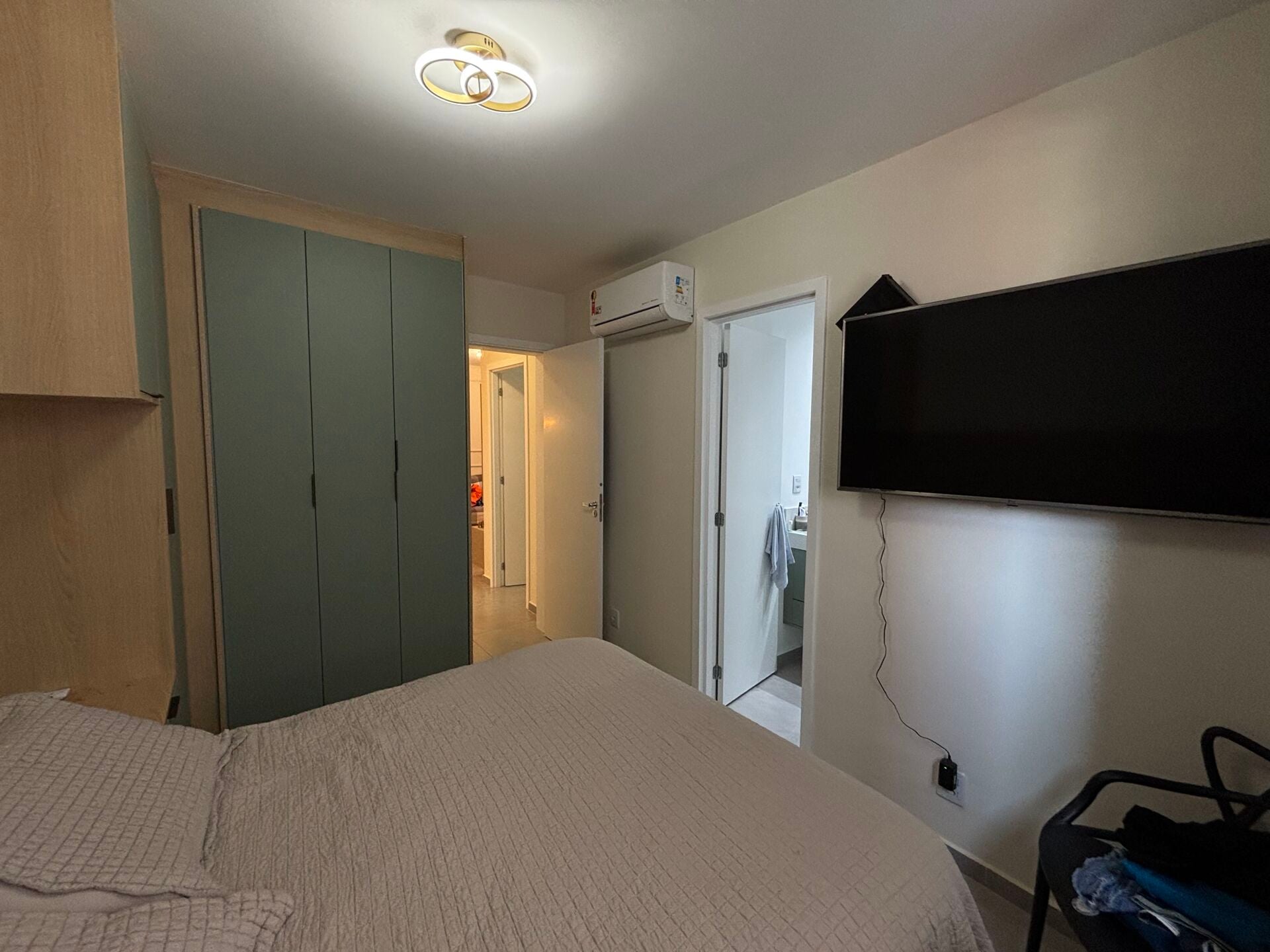 Apartamento 53 · 2 dorm. — Quarto