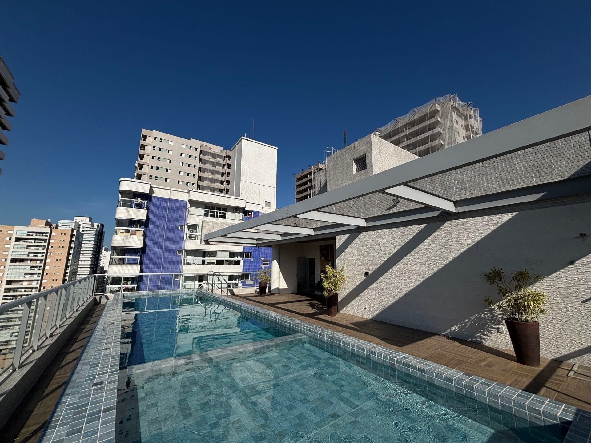 Apartamento 53 · 2 dorm. — Lazer piscina