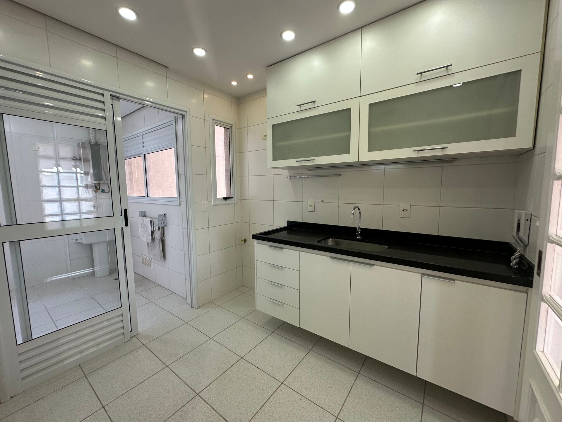 Apartamento 152 · 3 dorm. — Cozinha