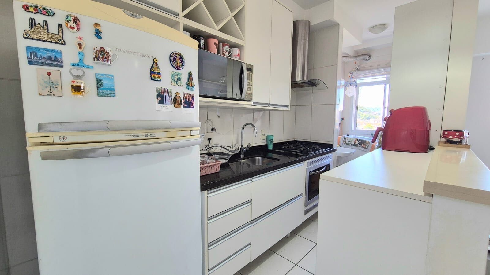 Apartamento (Bloco C, ap. 72) · 2 dorm. — Cozinha