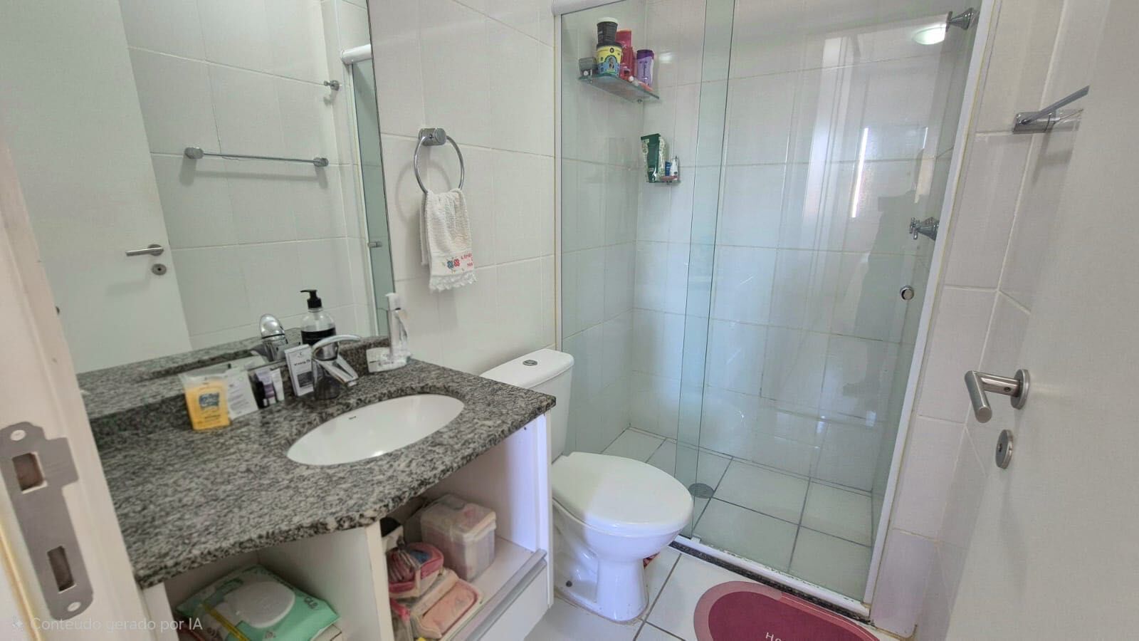 Apartamento (Bloco C, ap. 72) · 2 dorm. — Banheiro