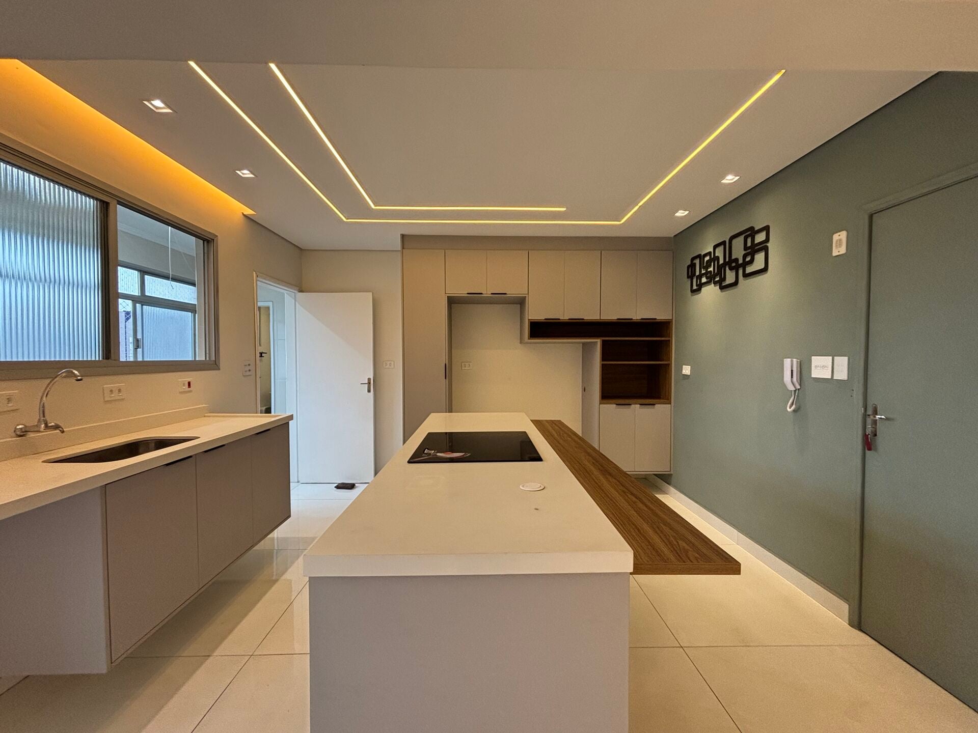 Apartamento 82 · 3 dorm. — Cozinha