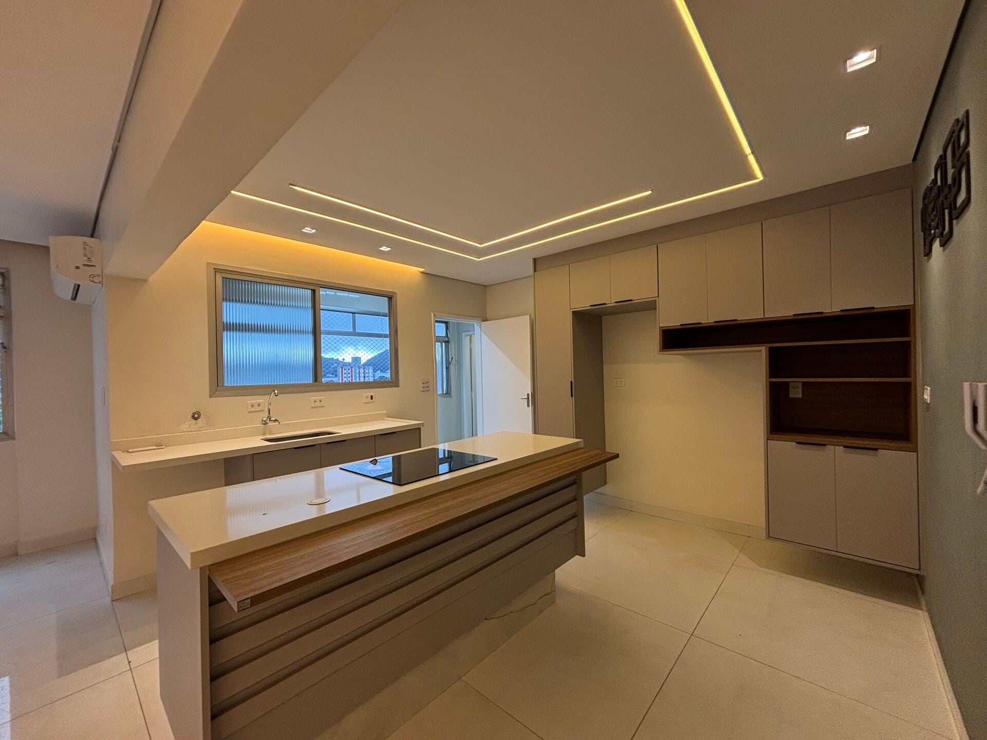 Apartamento 82 · 3 dorm. — Cozinha